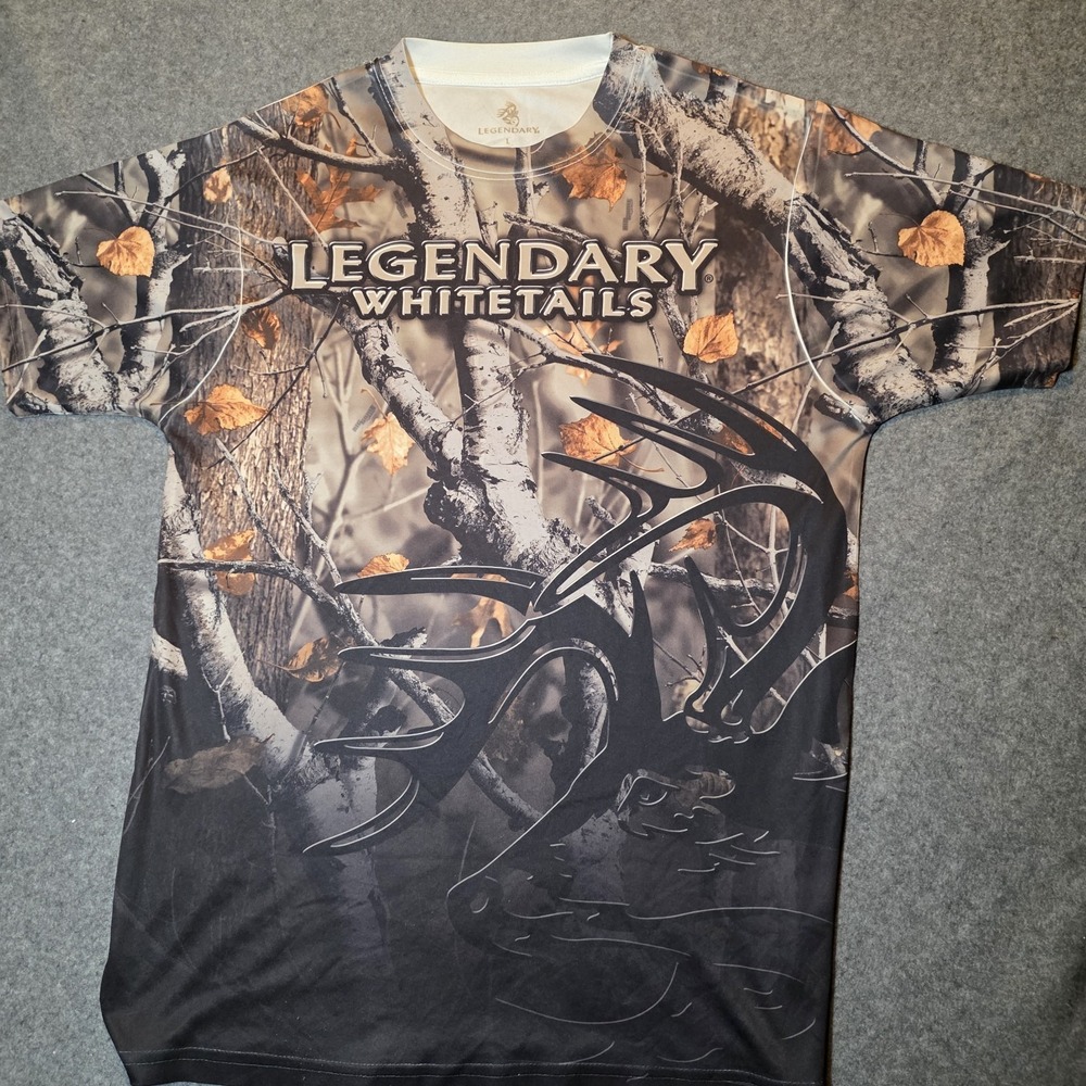 Legendary Whitetails Camouflage Graphic Men's L Short Sleeve T-Shirt 150